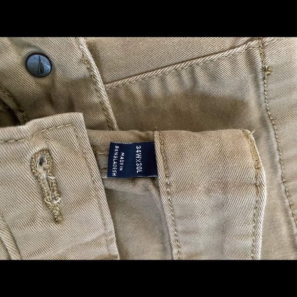 Men’s Nautica Pants - Picture 3 of 5